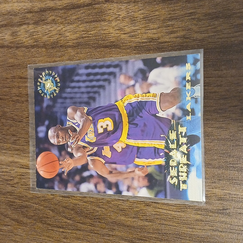 Sedale threatt Lakers 2.5 in x 3.5 in yellow purple white basketball card